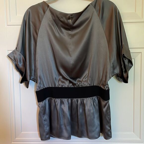 New Theory Dorris Silk Cinched Waist Blouse - Picture 4 of 6